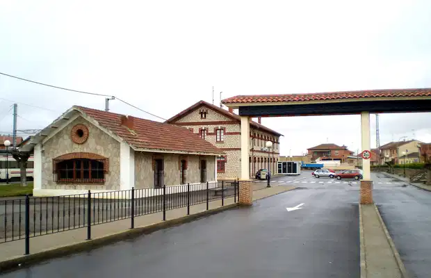 UPL, contra el “maltrato ferroviario” de RENFE a la línea León-Palencia que da servicio a Sahagún